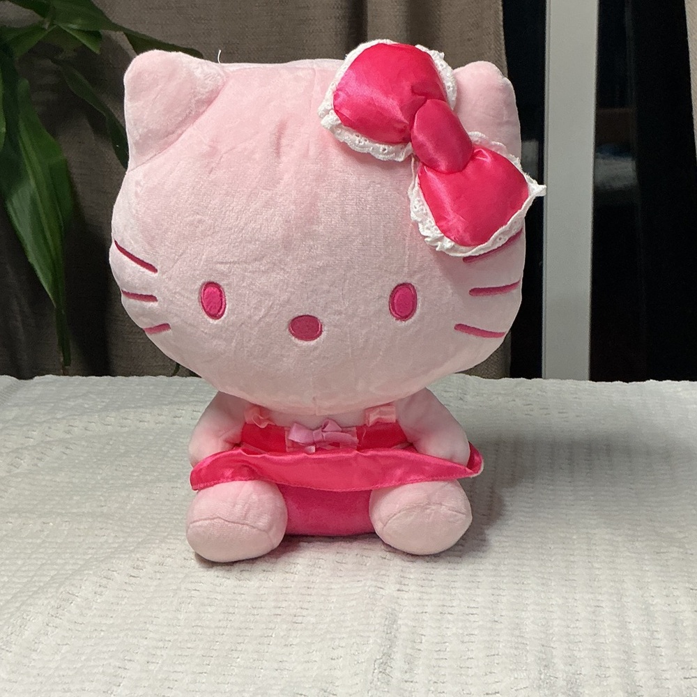 Pink hello kitty  plush toy